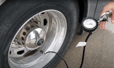 Maintaining Proper RV Tire Pressure with the VIAIR-RVS