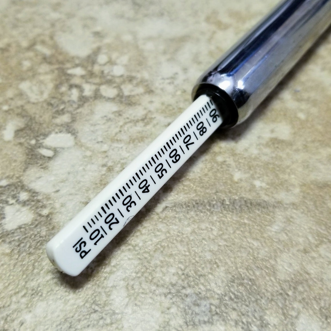 90 Degree Tire Gauge