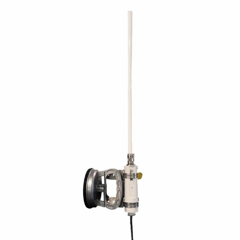 antenna mount using suction cup and extended pole for higher positioning.
